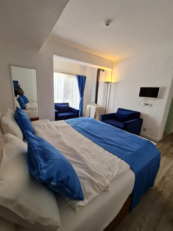 Hotel Rebetiko 2*